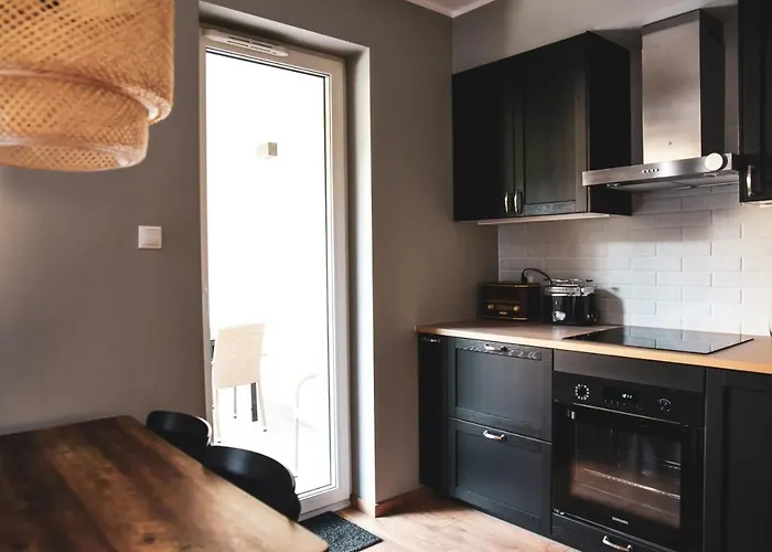 Flat 10 Apartment In The Old Town, 2 Bedrooms, Underground Parking