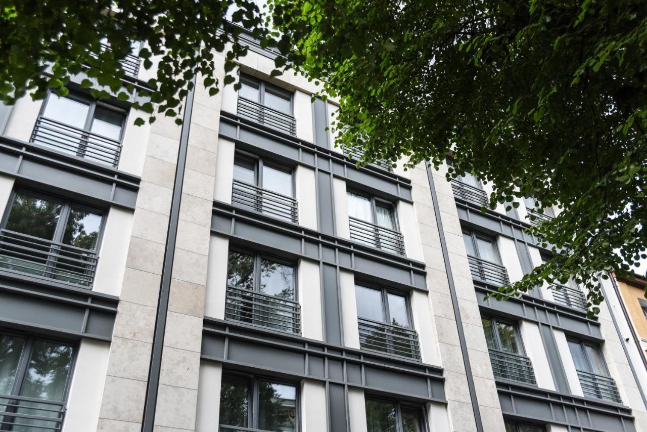Flat 10 In The Old Town, 2 Bedrooms, Underground Parking Apartment